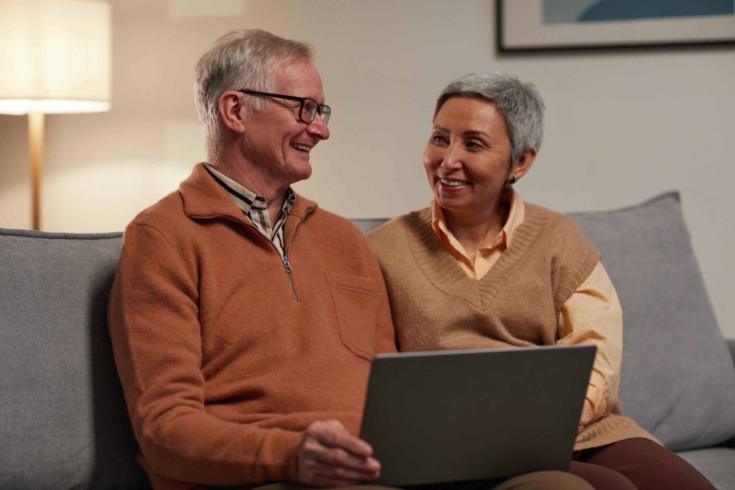 FINDING THE RIGHT HOURLY CARE PROVIDER